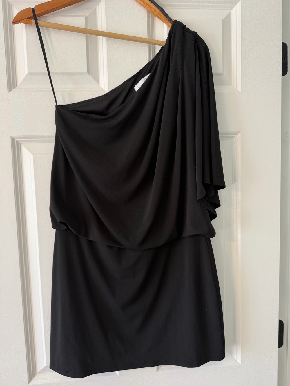 Jessica Simpson Black One-Shoulder Draped Cocktail Dress with Overlay